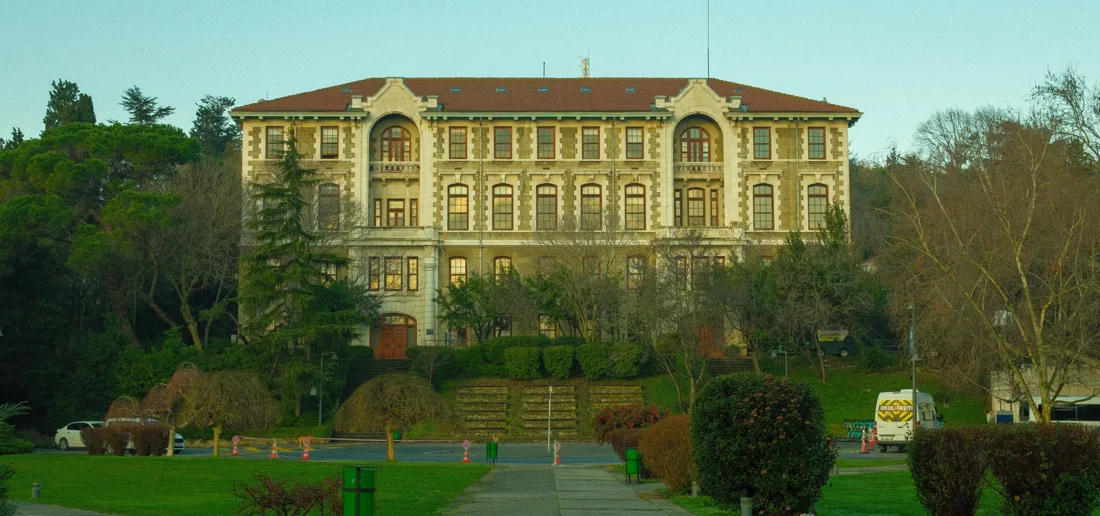 Hogwarts Academy